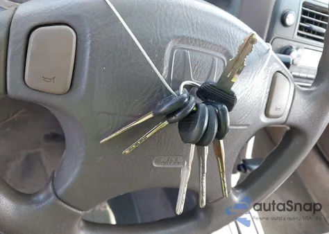 1998 Honda Civic Lx из США, поврежденный, VIN JHMEJ667XWS013053